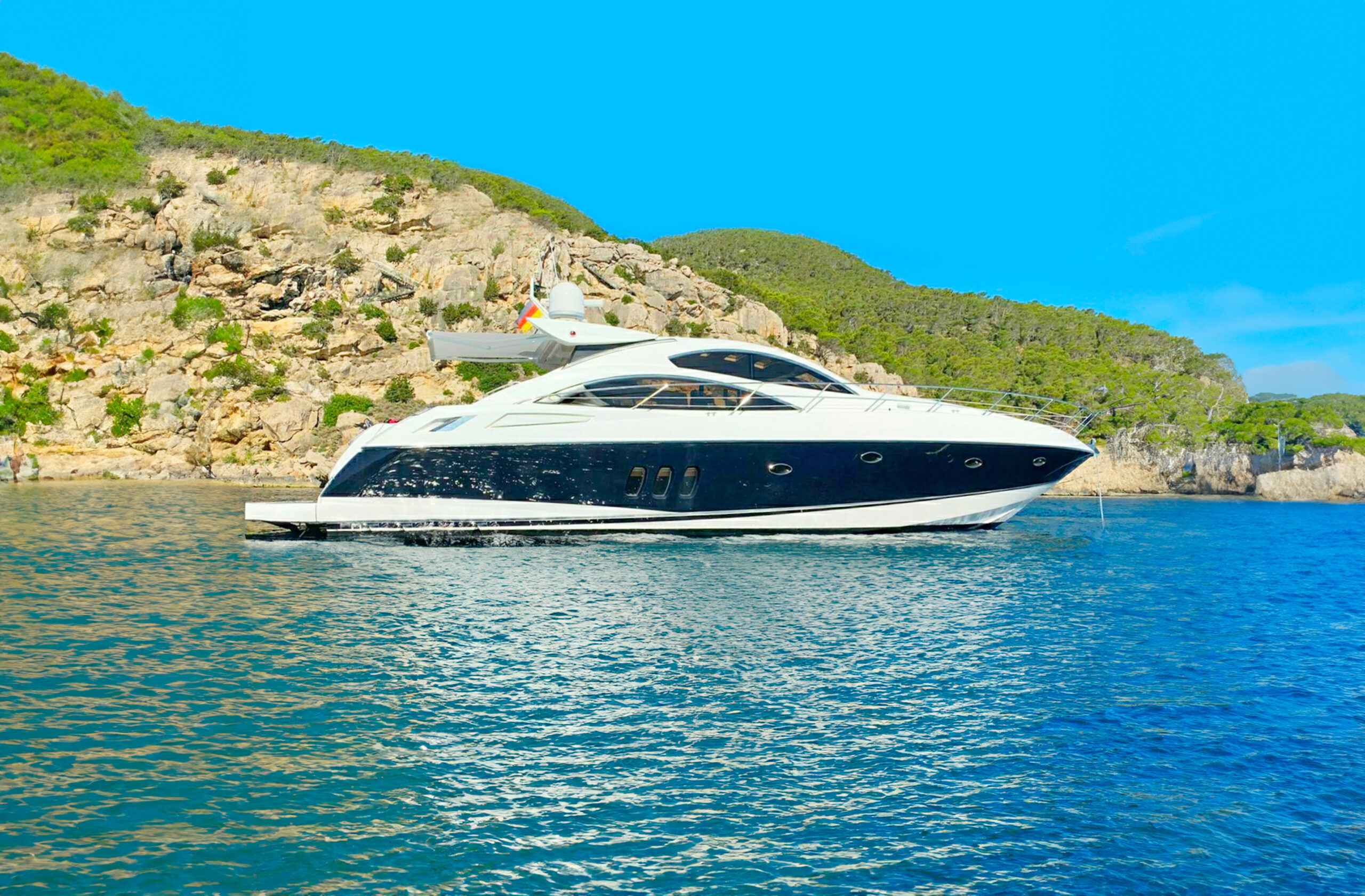 yate en Ibiza