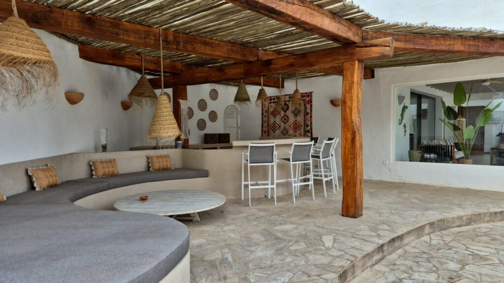 WhatsApp Image 2025-02-14 at 16.48.06 (5)