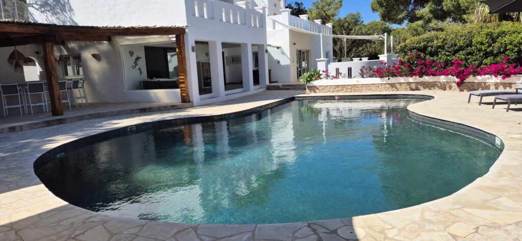 WhatsApp Image 2025-02-14 at 16.48.07